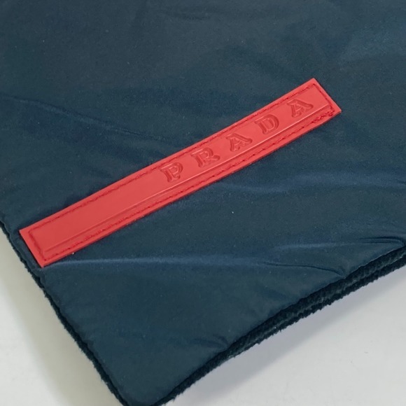 PRADA Prada Sport Scarf with Pocket, Nylon and Polyester, Women's, Black - Picture 3 of 11